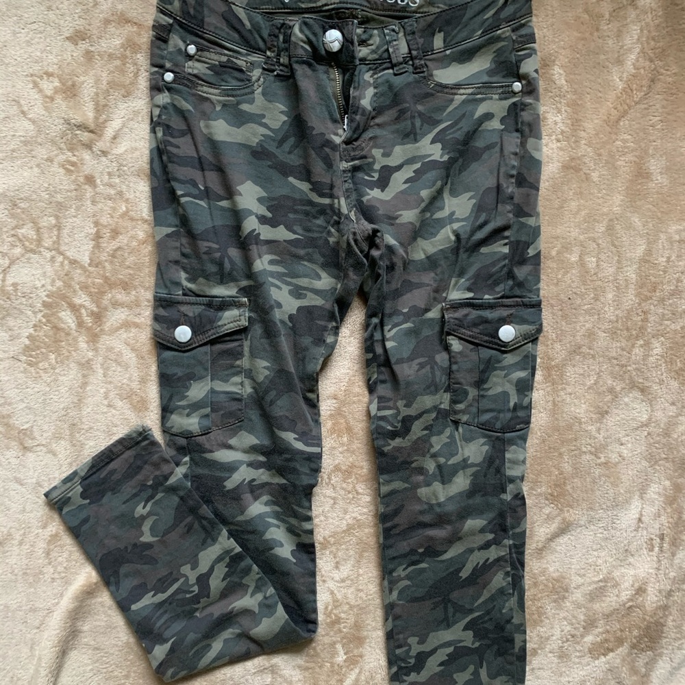 Skinny Camo cargo pants